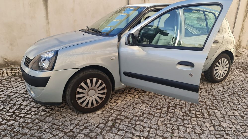 Renault Clio 1.2 a gasolina