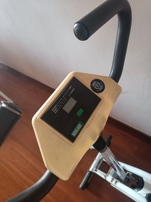 Stationary Bicycle64551784162307121