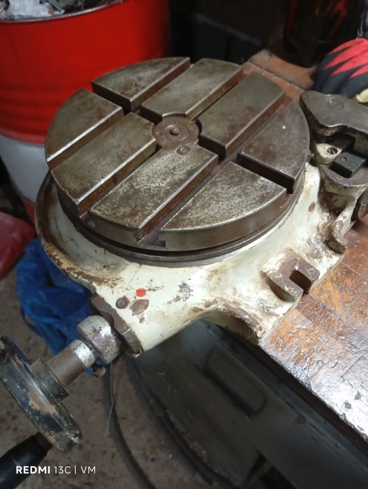 Поворотний стіл 250