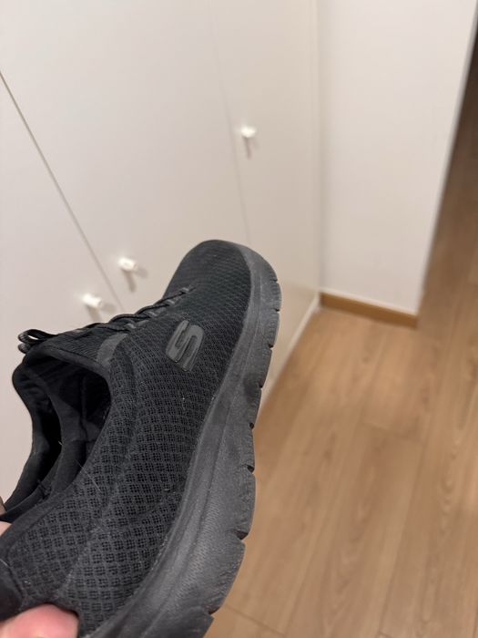Tenis skechers 40 pouco usado