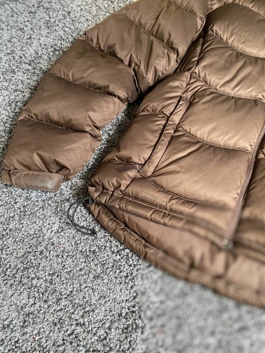 Пуховик berghaus коричневий р хс-с