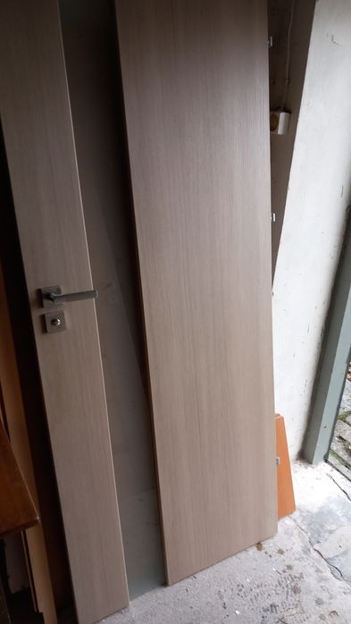 Drzwi wewnętrzne 70tki.80tki z futryną.