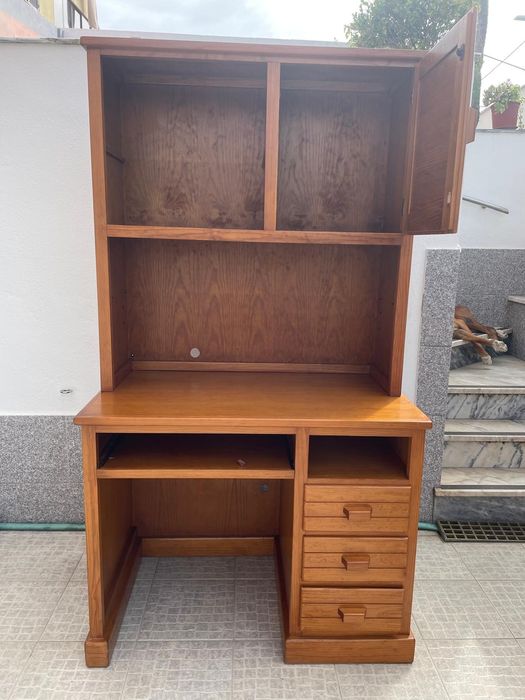 Conjunto de secretaria e móvel