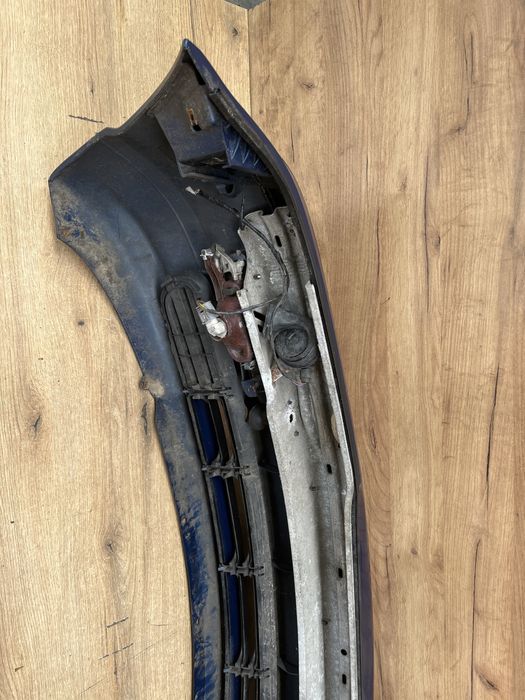 Zderzak przedni BMW E46 kolor TOPASBLAU METALLIC