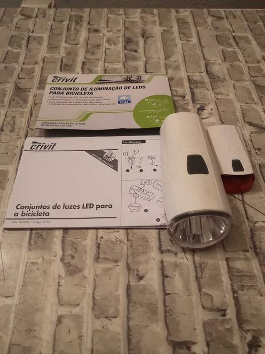 Conjunto de iluminação de Leds (dianteira e traseira)