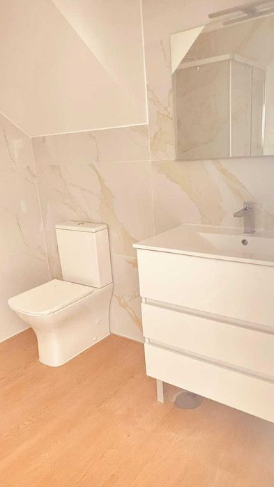 Moradia T1+1 Mezanino totalmente renovada  – Rio Tinto