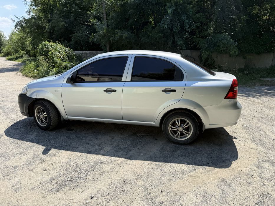 Chevrolet Aveo T250. 1.5 газ/бенз.