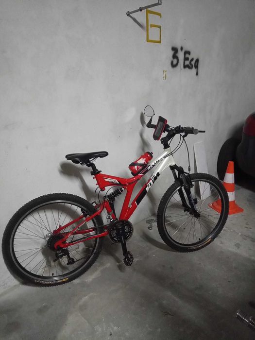 Bicicleta KTM como nova