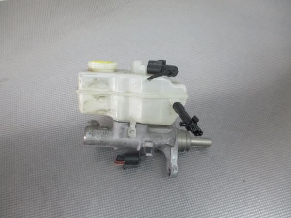 Bomba central dos travões AUDI A1 (8X1, 8XK)