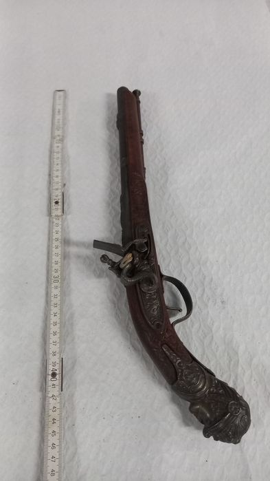 Réplica Decorativa de Pistola Antiga de Pederneira (Denix) – 45 cm