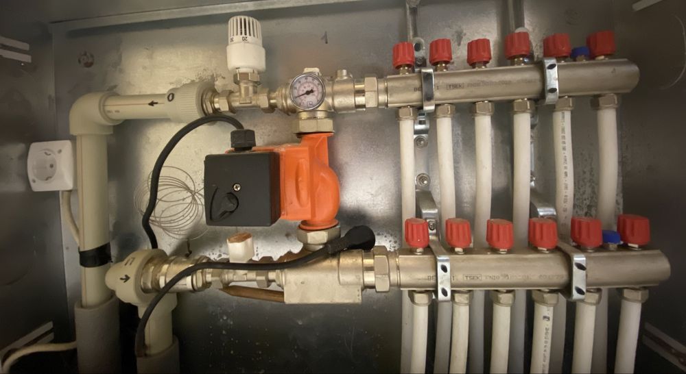 Просторий будинок з ремонтом, меблями та зручним розташуванням