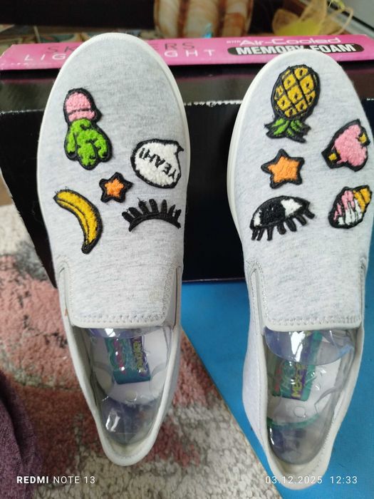 Слипоны. Новые. Skechers.