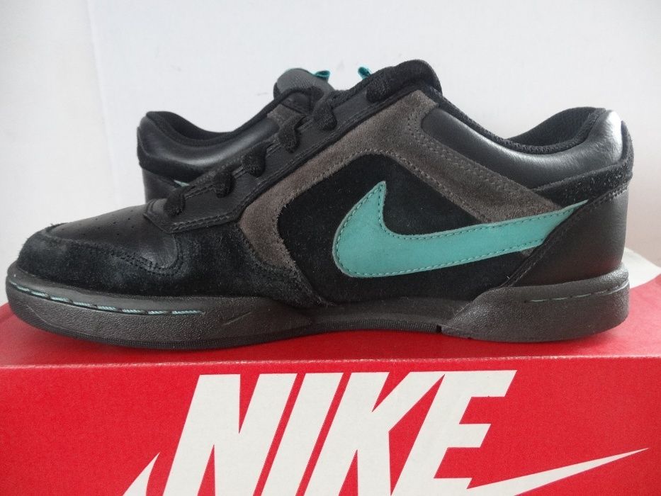 Buty Nike Renzo roz 41 Skóra Sportowe