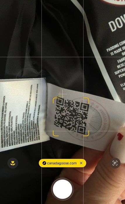 Нова безрукавка  жилетка  Canada  goose  розмір  S-XXL