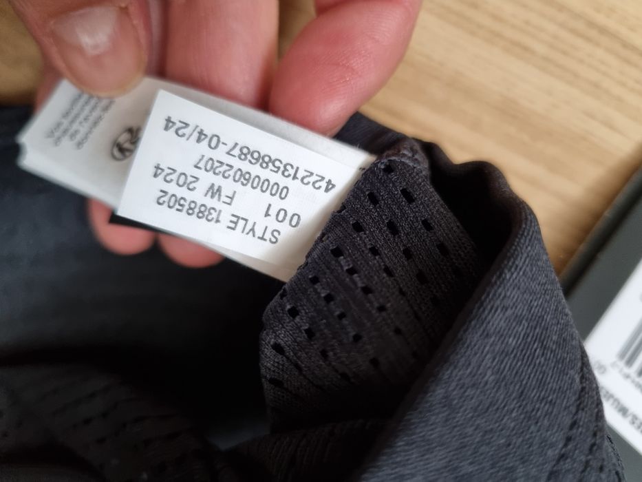 Biustonosz Under armour M A-C