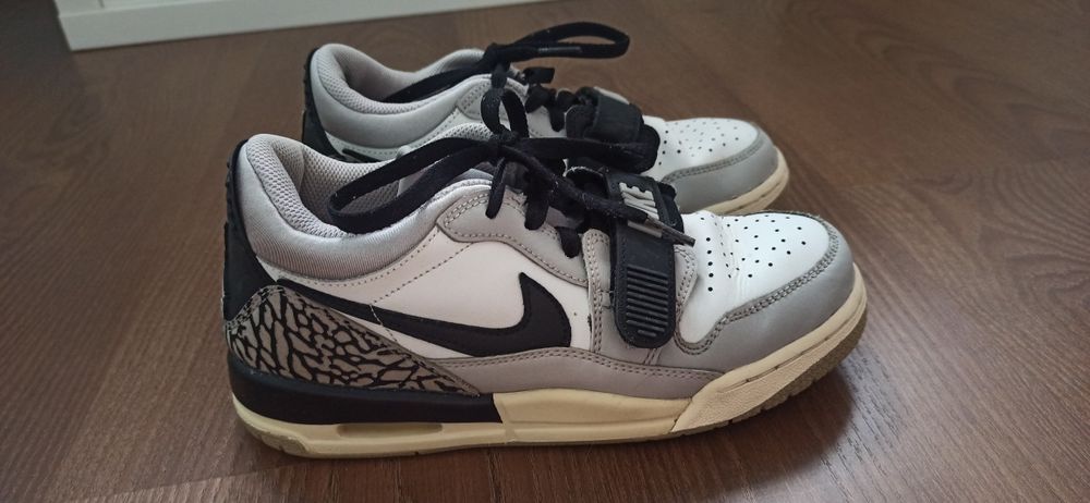 Buty nike Jordan Air r. 38