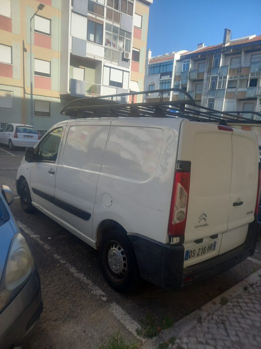 A matrícula do modelo de 2015 é de França.