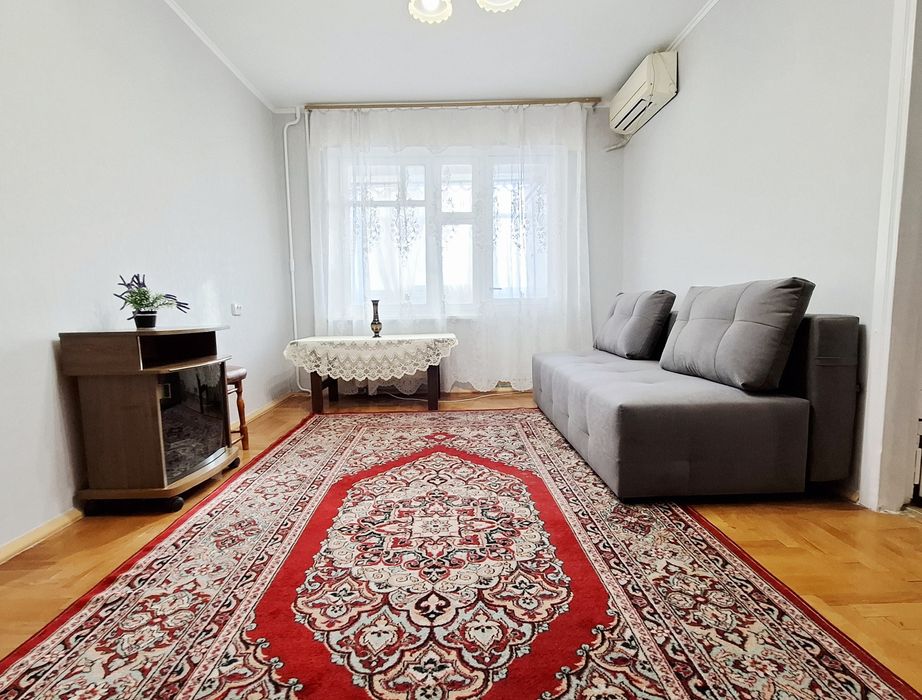 Сдам 2-ком. квартиру по Автозаводской.