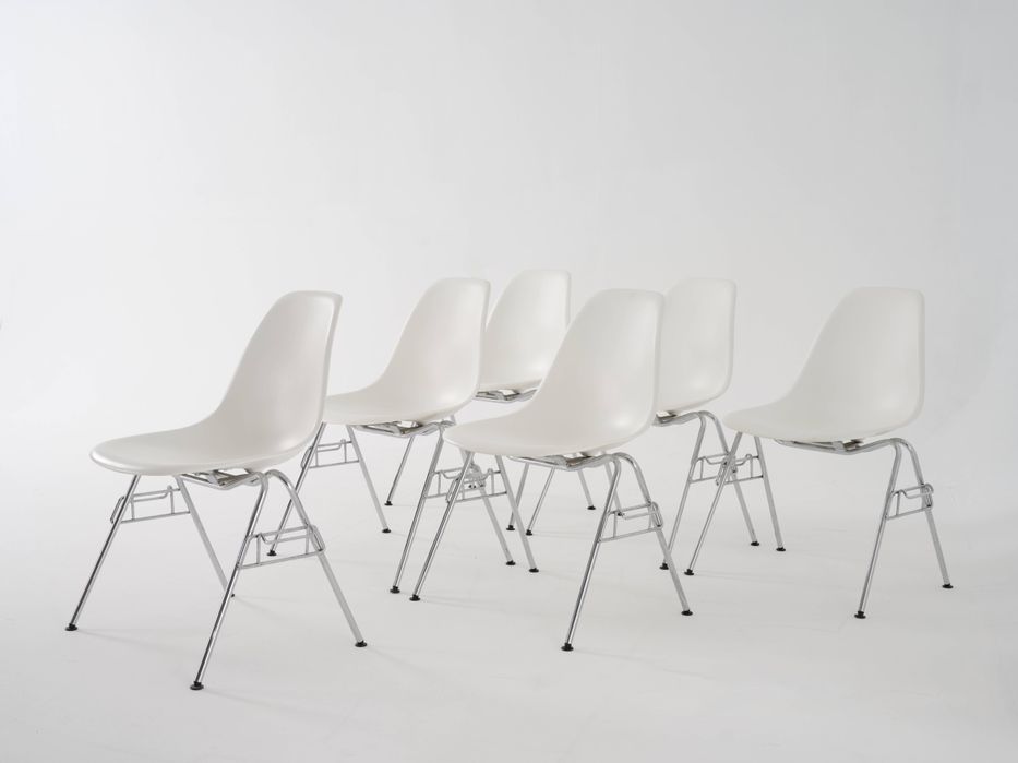 Cadeiras 4 x RE DSS da vitra originais