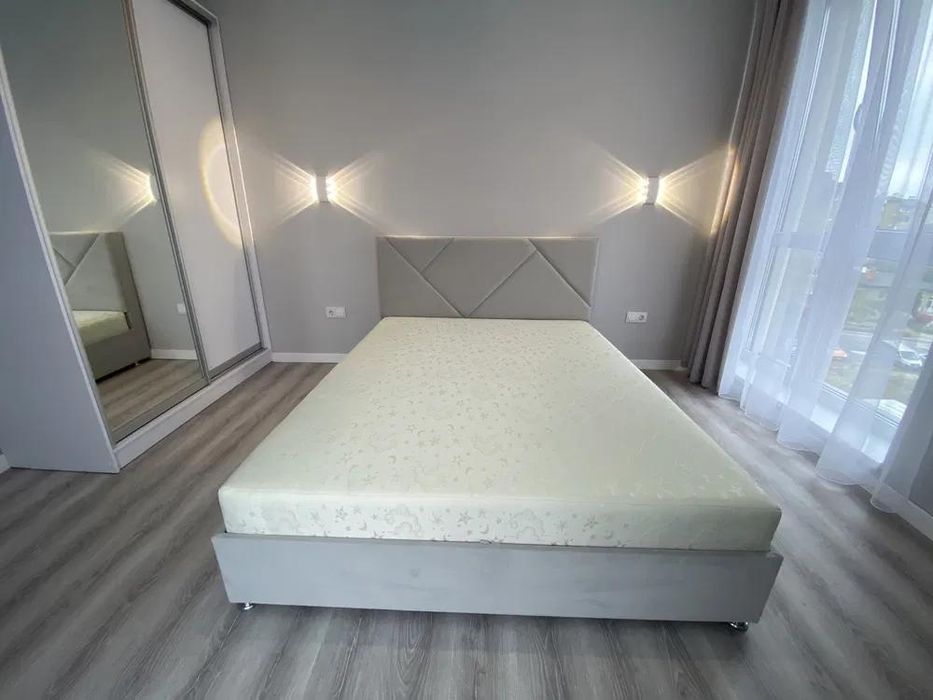 Терміново здаєтсься велика гарна 1.5 кім квартира ЖК Квадрат