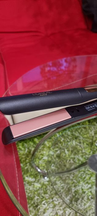 Вирівнювач для волосся