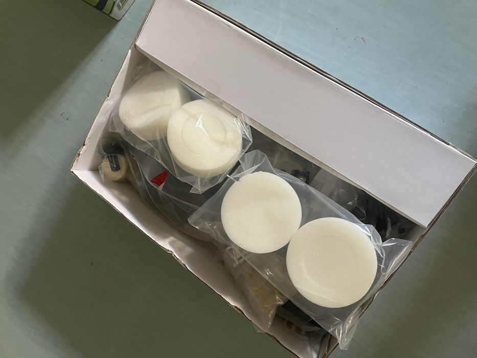 Carro de radiomodelismo - ishima Rave M1.0R em kit