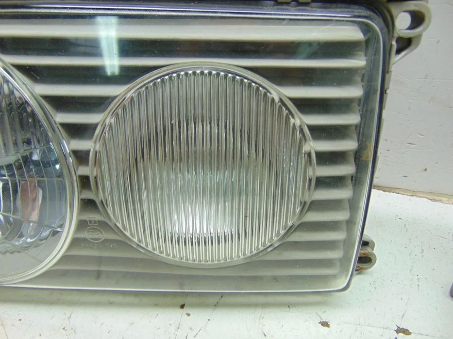 Mercedes W123 faróis