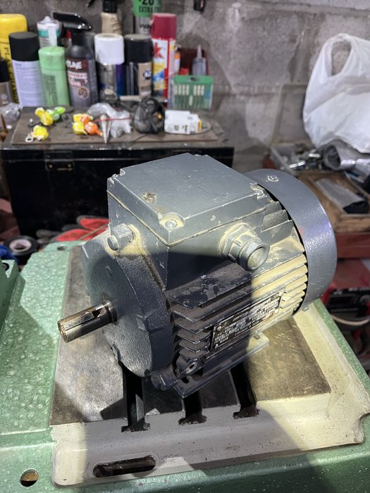 Продам електродвигун 0,55kw