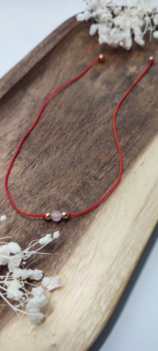 Bransoletka na sznurku - kwarc różowy