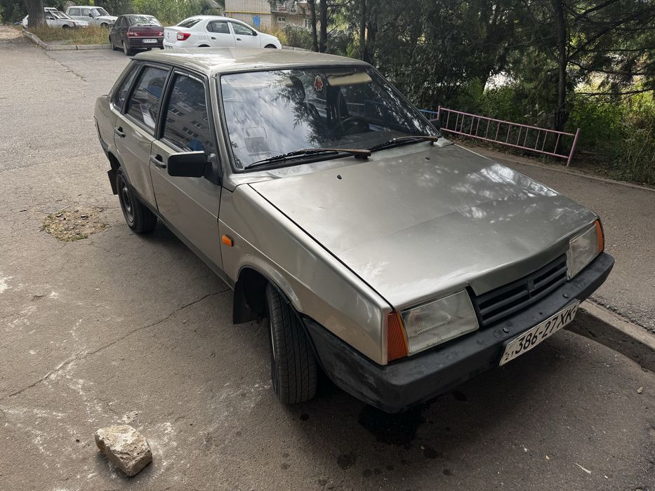 Продам ваз 21099