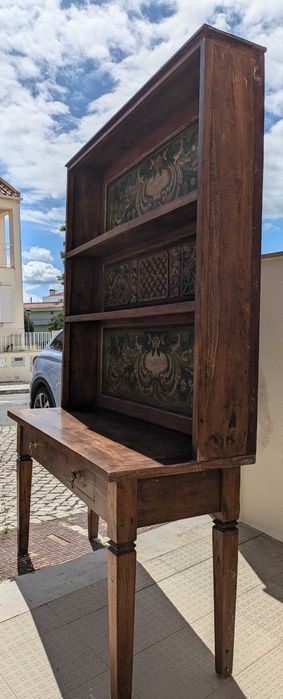 Móvel antigo em madeira NEGOCIÁVEL