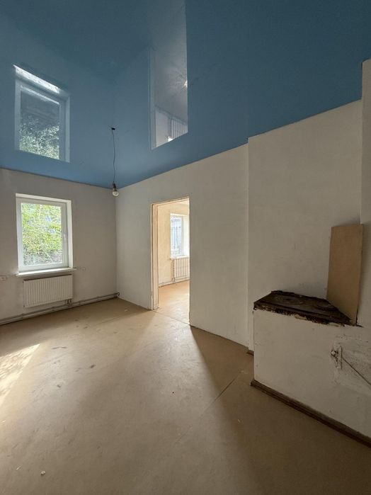 Продаж будинка Мерефа,центр