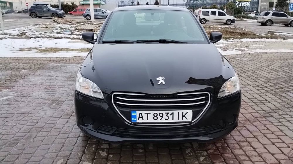 Продам Peugeot 301 (2016)