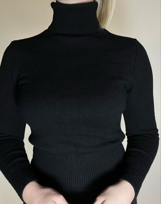 Гольф чорний Zara (водолазка)