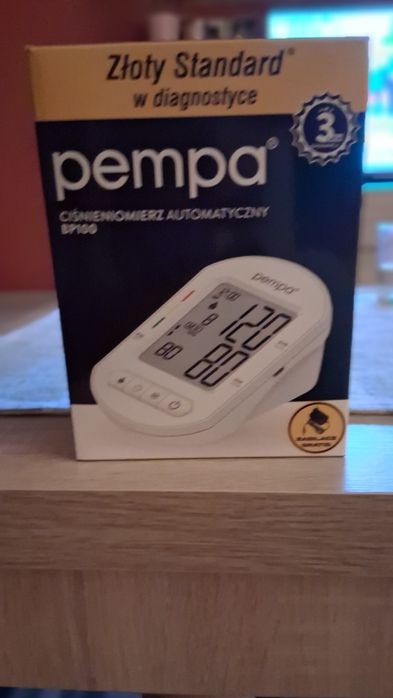 Nowy ciśnieniomierz naramienny.