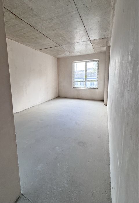 Продається простора 2кім.квартира по вул. Бельведерська .         I