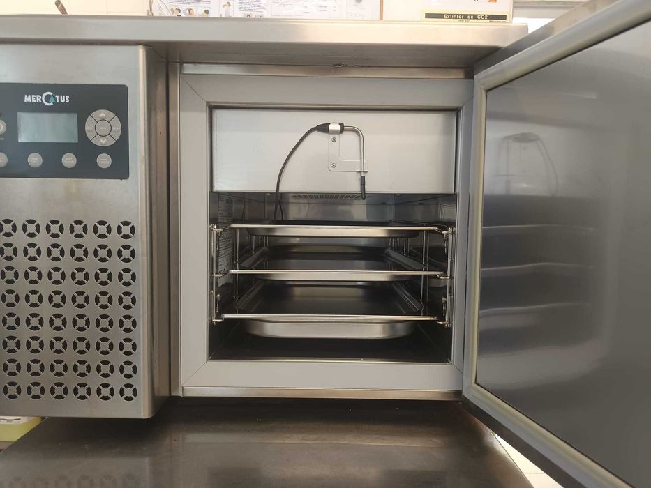 "Arrefeça  em Minutos, preserve por dias": Vendo Abatedor de temperatura  STANDARD 3 GN1/1