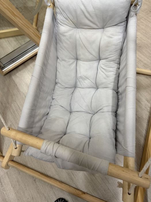 Дитяча гойдалка