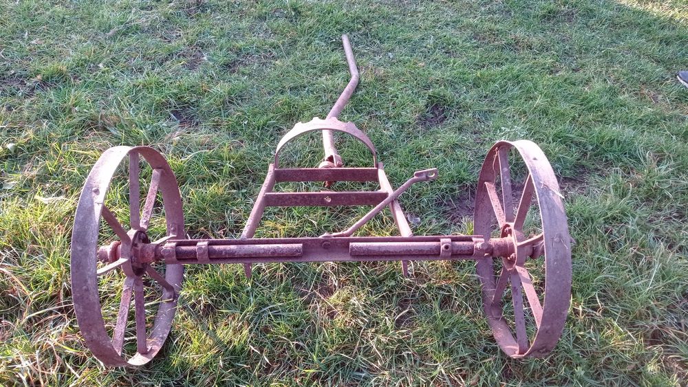 Koła do siewnika konnego