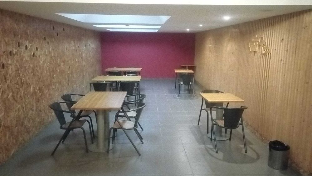 "Trespasse" Hamburgueria em Funcionamento
