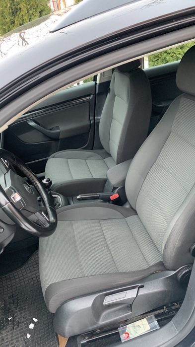 Volkswagen Golf 6 1,6 MPI 75 кВт