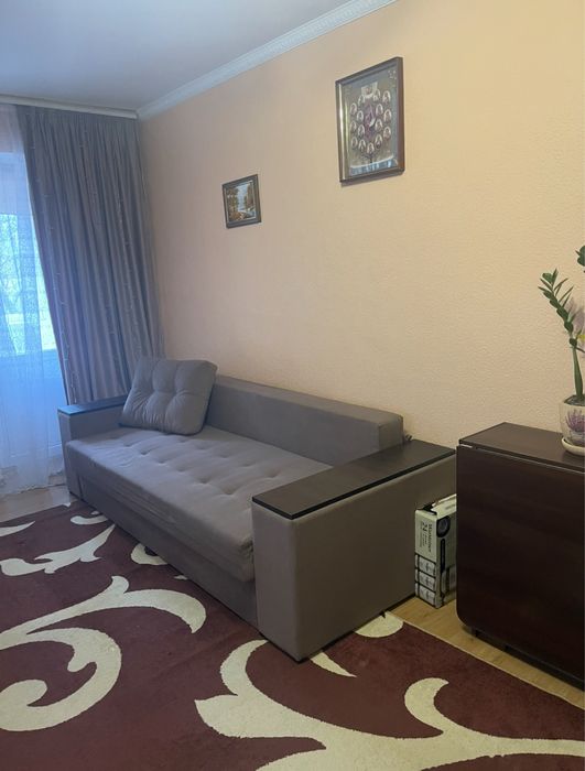 Двокімнатна по Відінській