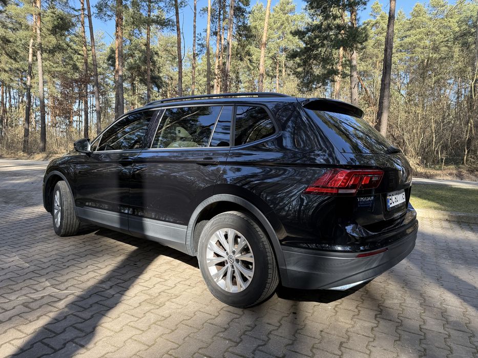 Volkswagen Tiguan 2018, 2.0 бензин