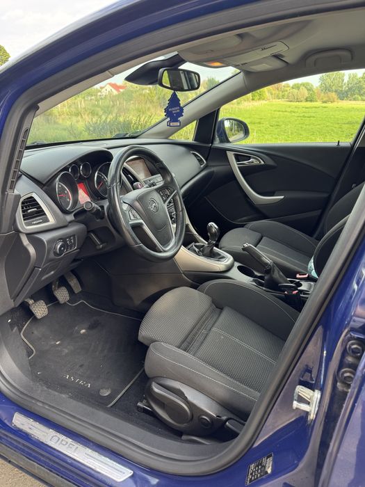 Opel Astra J 2.0CDTI bez wkładu, serwisowany z historią, spalanie 6l
