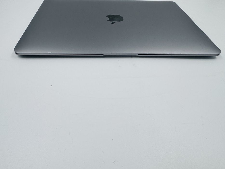 Apple Macbook Air 13 2020 i5 16GB RAM 256GB SSD IL6411