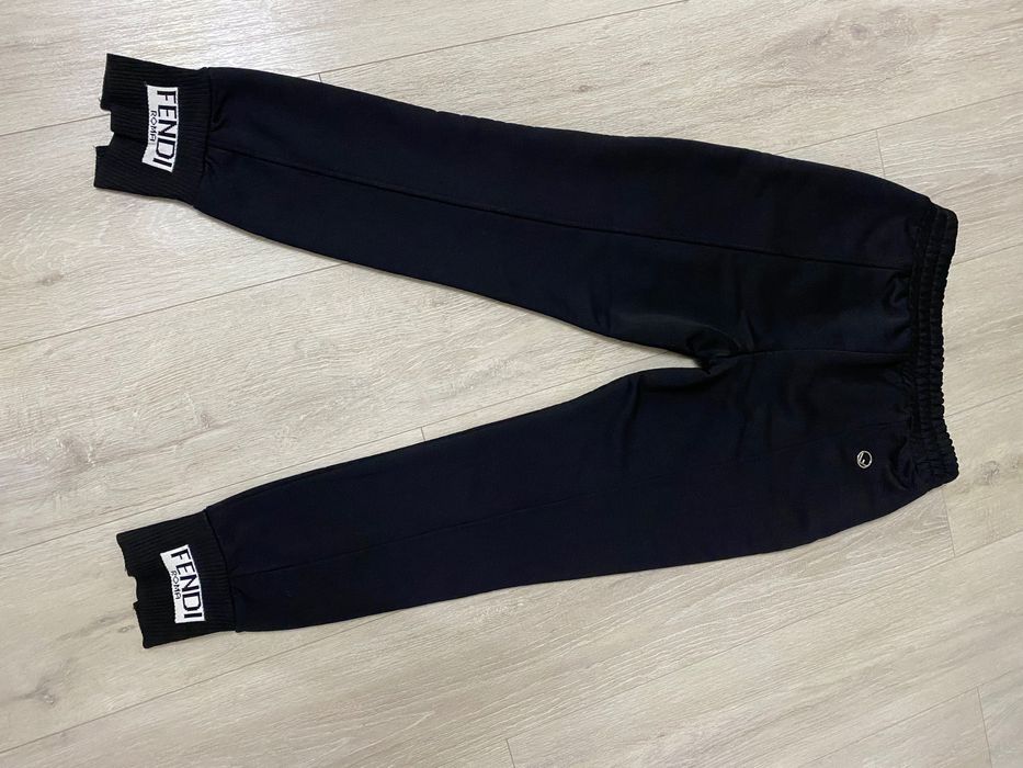 Спортивні штани жіночі