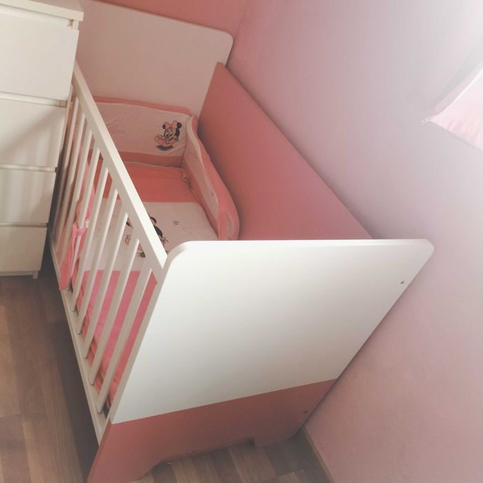 Berço para bebê em bom estado