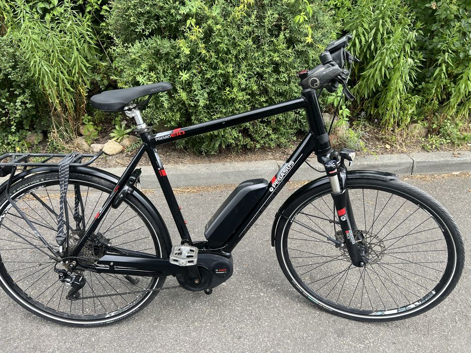 Trekkingowy rower elektryczny PEGASUS 36V centralny BOSCH PERFORMANCE