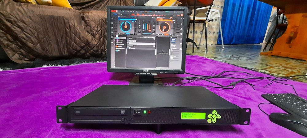 Revolution LX Media Player Computer Rack System DJ Music Player64586482999683122