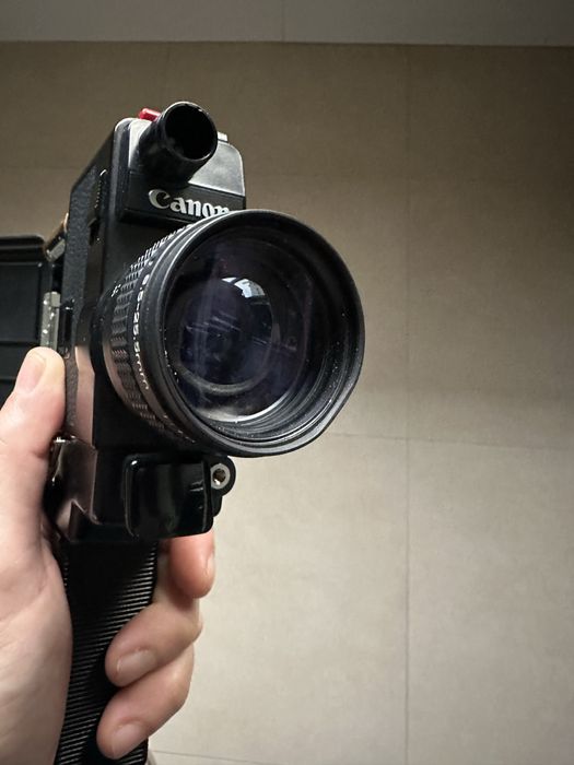 Câmera Cânon 310 XL  ( super 8) + bobine Kodak vision3 200T